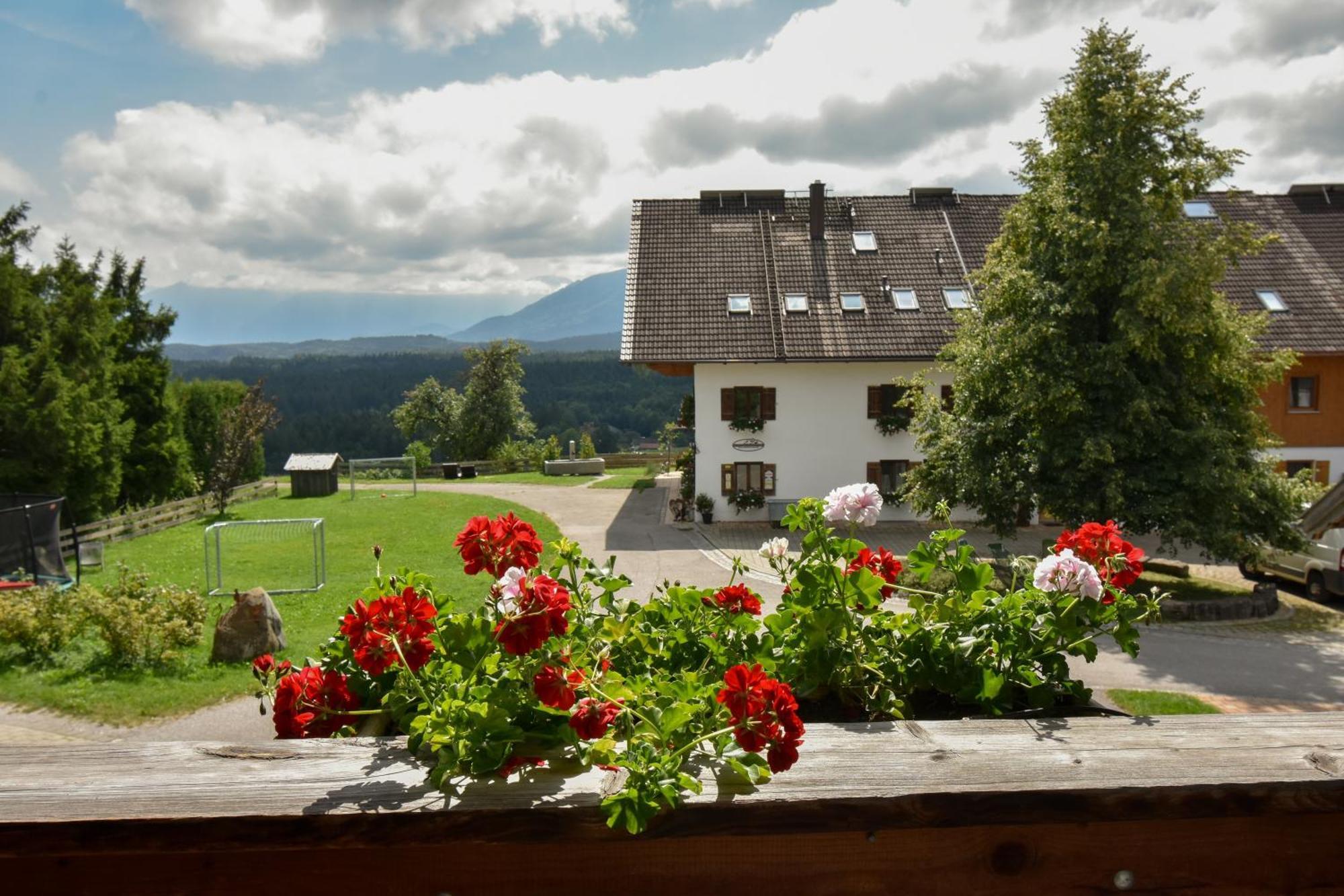 Biohof-Rechenmacher Uffing Exterior foto
